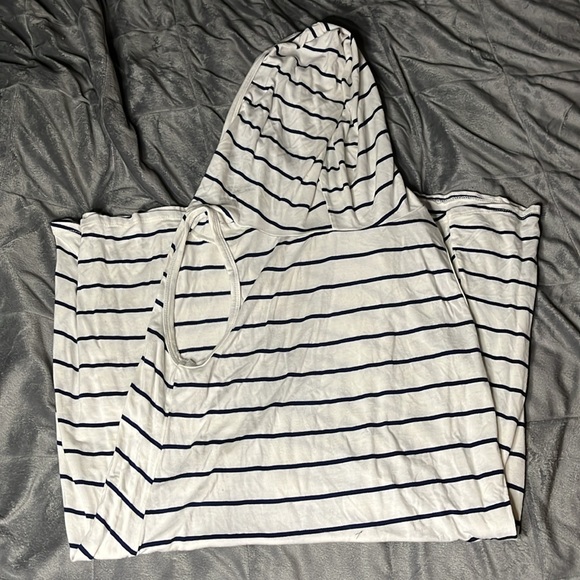 Twenty Second Anchor hoodie tank top - Picture 2 of 3